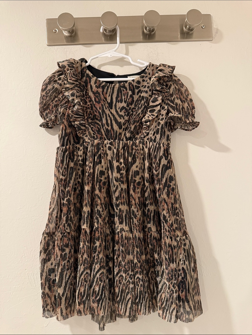 Nannette Girls Size 5 Leopard Metallic Ruffle Tiered Party Dress